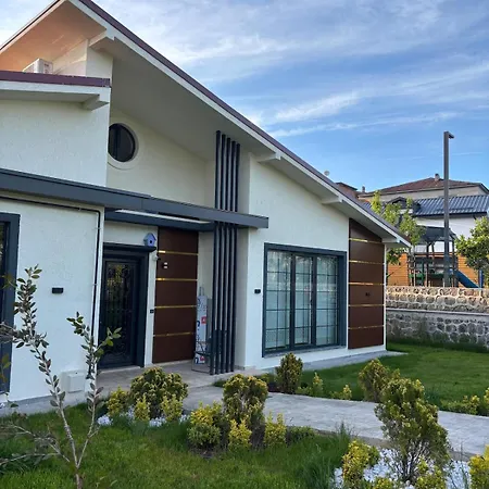 Villa Suit Villa