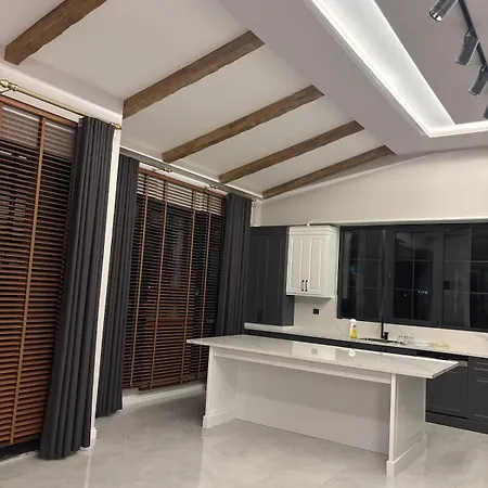 Villa Suit Villa