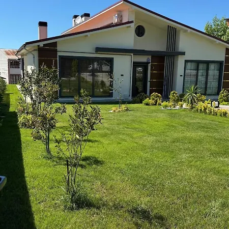 Villa Suit Villa